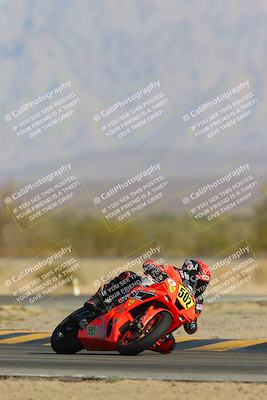 media/Mar-21-2025-CVMA Friday Practice (Fri) [[30cd4fe323]]/3-Racer 2/Session 2 (Turn 4 Entry)/